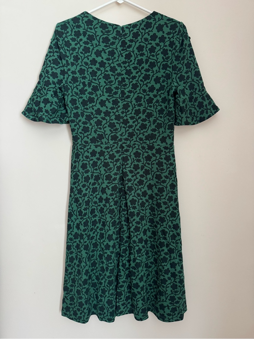 Boden Alexis Jersey Dress Enchanted Vine Green Floral Women’s 12R Fit & Flare - Picture 2 of 7